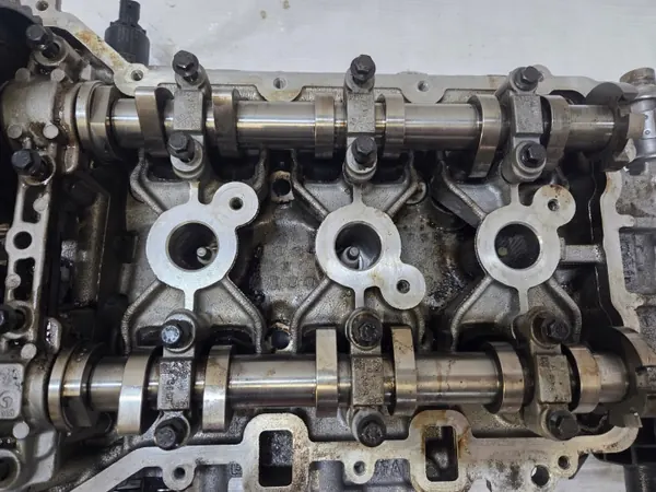 Culata OEM 9815566710 para Opel Crossland 1.2 VTi image 6