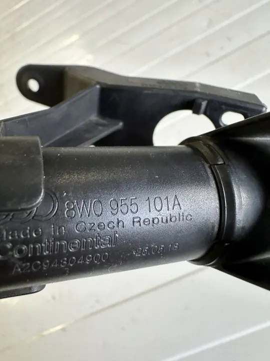 AUDI A4 B9 Wasdouche Links Voor 8W0955101A image 2