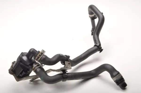 Volvo waterpomp OEM 31686005 voor XC90 II 2.0 D5 image 2