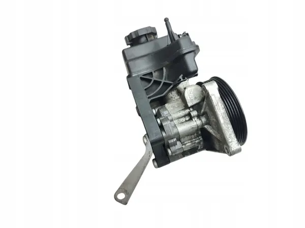 Servostyrningspump Mercedes C W204 2.2 CDI A0064661501 image 3