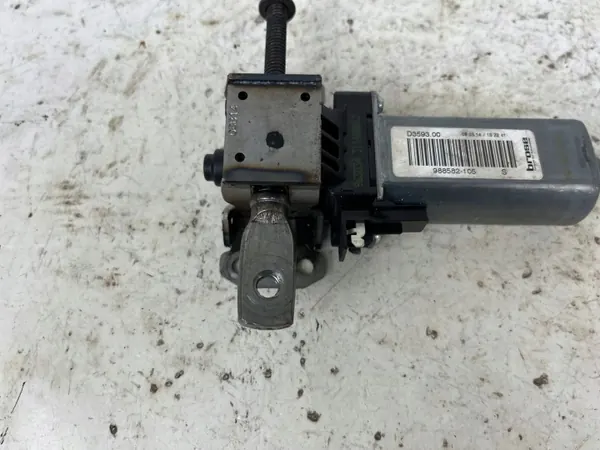 Motor de asiento Porsche Macan OEM D359300 - Usado image 3