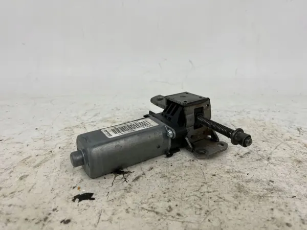 Motor de asiento Porsche Macan OEM D359300 - Usado image 6