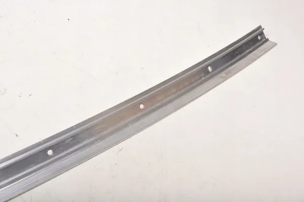 BMW G29 Voorruitlijst OEM 7429627 image 5