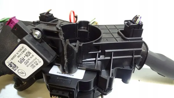 Blinkerschalter OPEL ASTRA J GTC 1.6 image 8