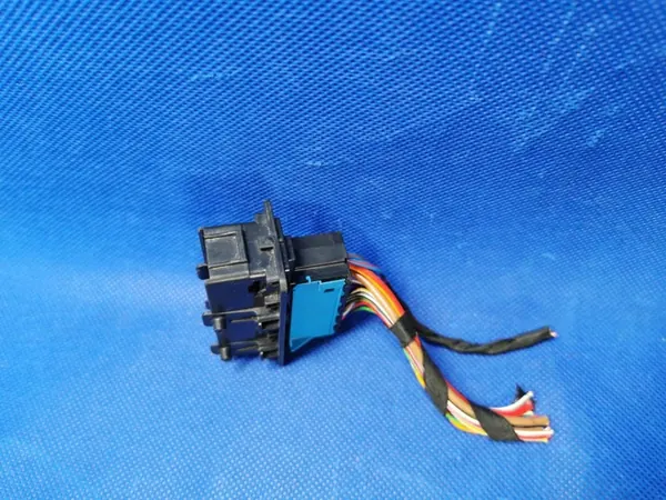 OEM 9221027 Framdörrsplugga för BMW 3 F30 F31 image 10