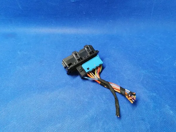 OEM 9221027 Framdörrsplugga för BMW 3 F30 F31 image 4