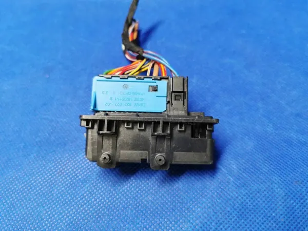 OEM 9221027 Framdörrsplugga för BMW 3 F30 F31 image 7