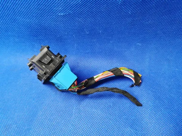 OEM 9221027 Framdörrsplugga för BMW 3 F30 F31 image 9