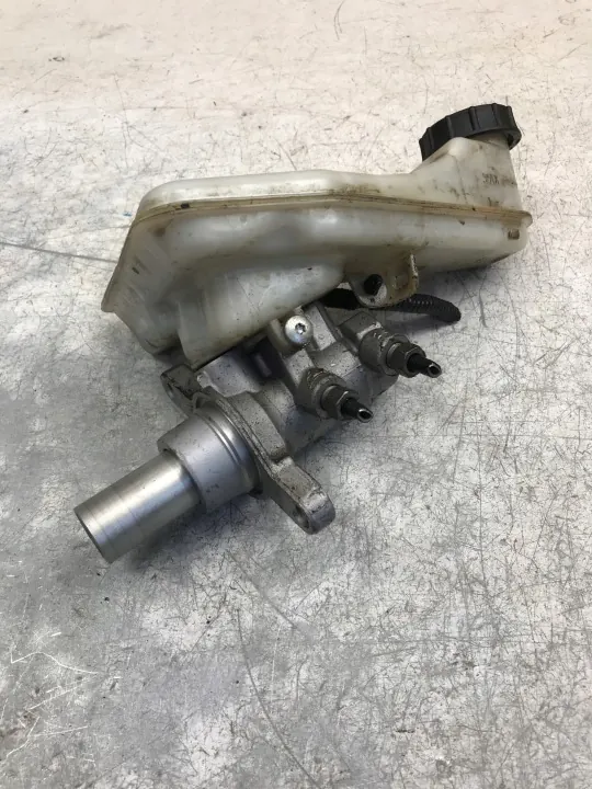Réservoir de liquide de frein DG9C-2K478-LB pour Mondeo MK5 image 3