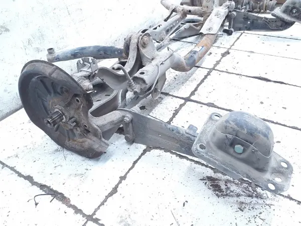 Skoda Octavia Mk2 Hinterfedern OEM 1K0511305DC image 3