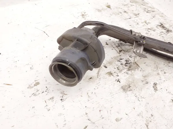 Kraftstoff-Einfüllstutzen Lexus ES 300h OEM JUR271490 image 5