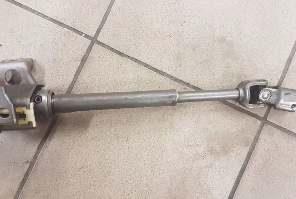 Joint de colonne de direction Mazda 6 2009 OEM JUT94752 image 7