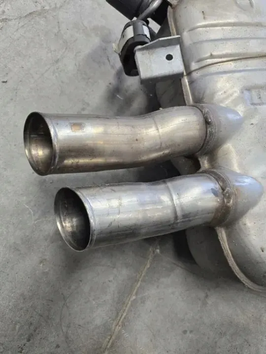 Silencieux BMW OEM 8517667 pour 6 Gran Coupe F06 3.0L image 4
