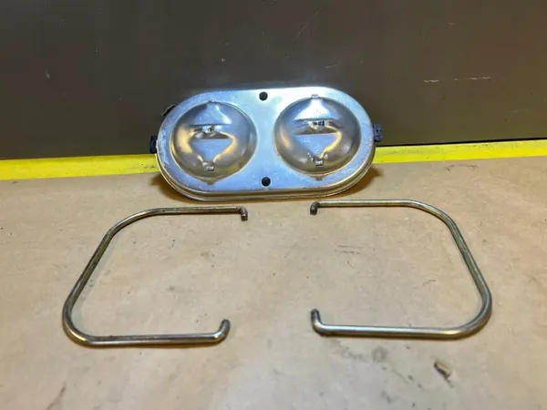 Bremsflüssigkeitsbehälter-Deckel OEM 930 für Corvette C3 image 2