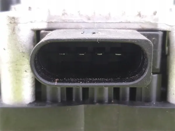 Bobina de ignição Seat Toledo II 1999-2004 1.6 06B905106A image 2