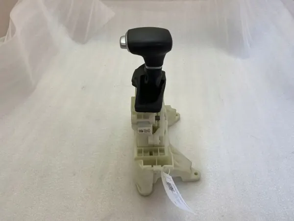 Levier de vitesse KIA Sportage 2019 OEM 46701D4940 image 6