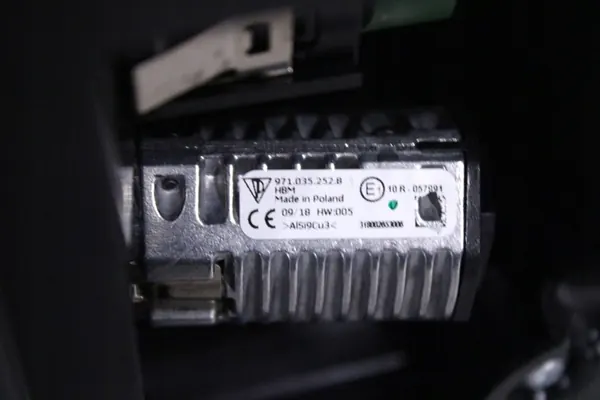 Porsche Panamera 971 Armsteun Compartment + USB Poort 971858329E image 8