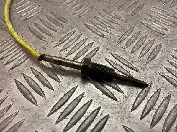 Sensor de temperatura de escape Nissan Qashqai 2015 226407817R image 2