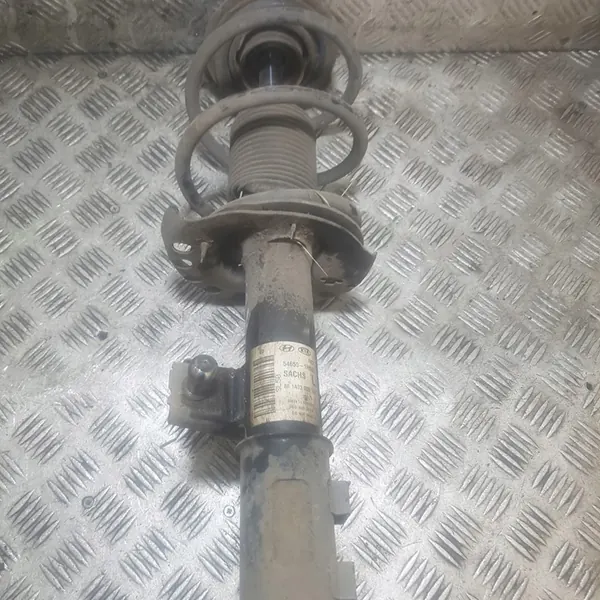 Fram Vänster McPherson Kia Ceed 546501H500 image 2