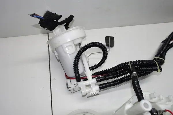 Mercedes W211 Brandstofpomp 3.5 3.2 V6 Nieuw 7.02701.71.0 image 5