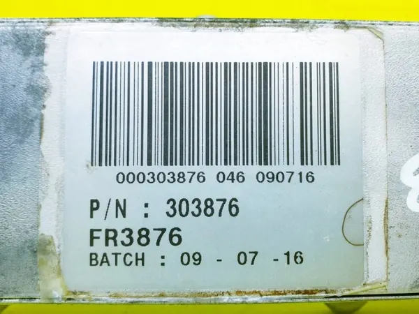 Arrefecedor de óleo Maserati OEM 303876 - Usado image 6