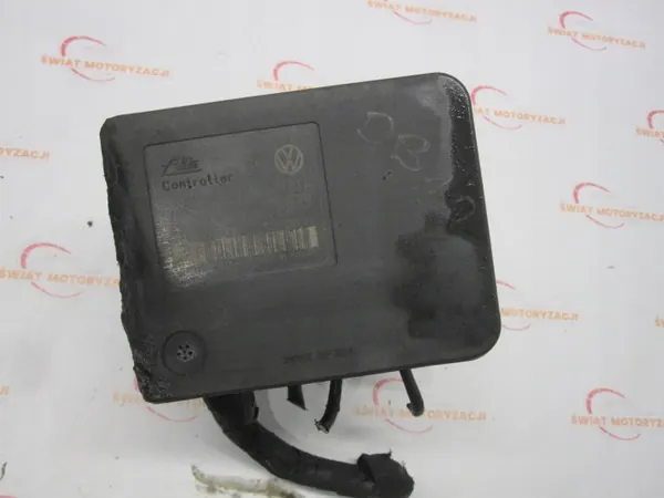 Pompe ABS Audi OEM 1K0614517AE pour A3 Sportback 8PA image 6