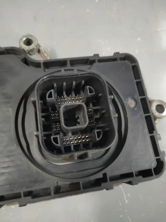 Hyundai OEM 954A2-2N000 vaihteistomoduuli image 3
