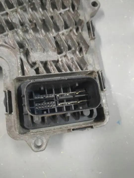 Hyundai OEM 954A2-2N000 vaihteistomoduuli image 5