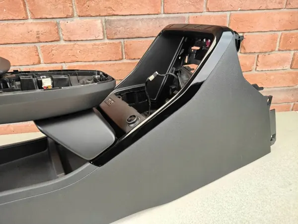OEM 4A1CA61 mittkonsol armstöd för BMW X1 image 9