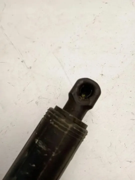 Actuador de portón derecho OEM 7432771 para BMW 2 Gran Tourer image 2