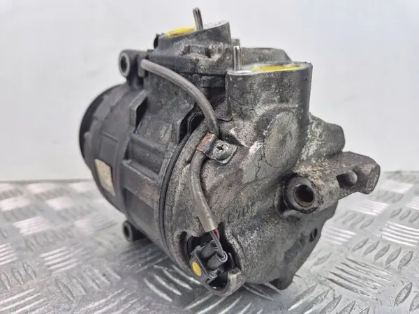Compresor de aire acondicionado Mercedes-Benz A0022301111 image 2