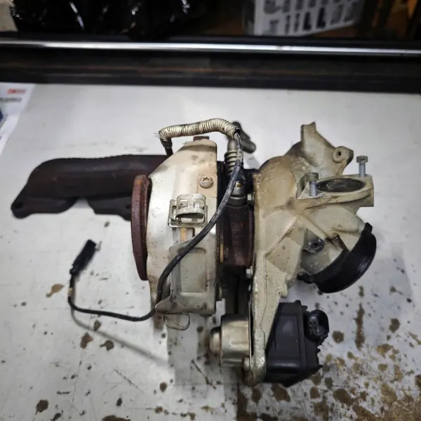Turbocompressor OEM 05L253019F para Skoda Superb 3 image 2