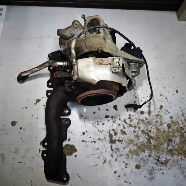 Turbocompressor OEM 05L253019F para Skoda Superb 3 image 3