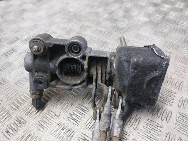 Selector de Cambios Mercedes T1 OEM 6112671337 - Usado image 6