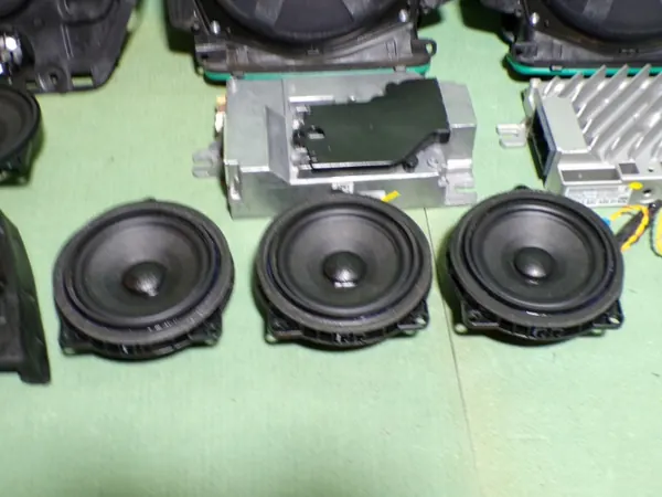 OEM 5A5CA89 Audio-Verstärker & Lautsprecher für BMW image 3