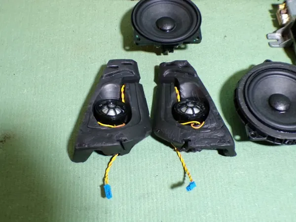 OEM 5A5CA89 Audio-Verstärker & Lautsprecher für BMW image 7