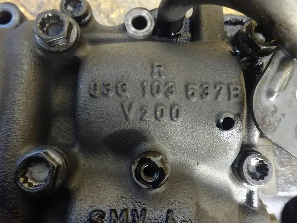 Olje pump GOLF VI AUDI A3 8P LIFT LEON II 2.0 TDI 03G103535B image 5