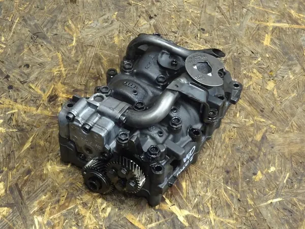 Olje pump GOLF VI AUDI A3 8P LIFT LEON II 2.0 TDI 03G103535B image 7
