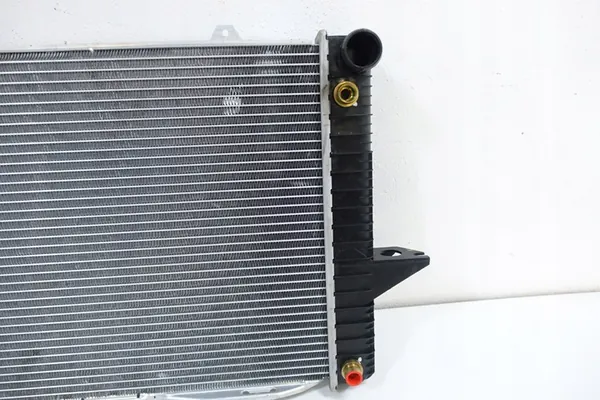 Waterkoeler Mercedes Sprinter W906 A9065001402 image 3