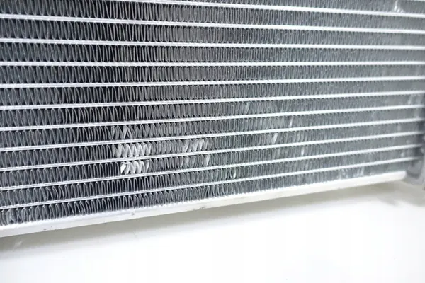 Waterkoeler Mercedes Sprinter W906 A9065001402 image 9