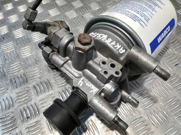 Válvula Secadora Bosch OEM 0484460008 - Usada image 6