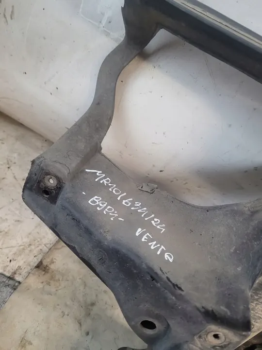 Parachoque dianteiro VW GOLF III VENTO 1H0805594C image 7