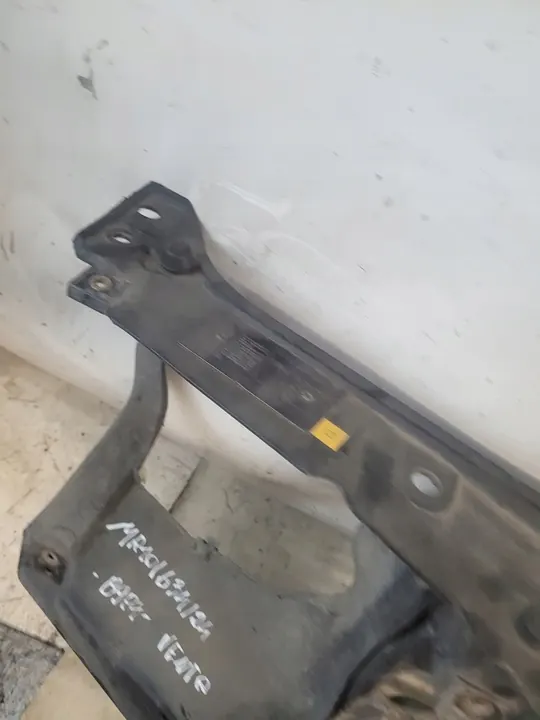 Parachoque dianteiro VW GOLF III VENTO 1H0805594C image 8