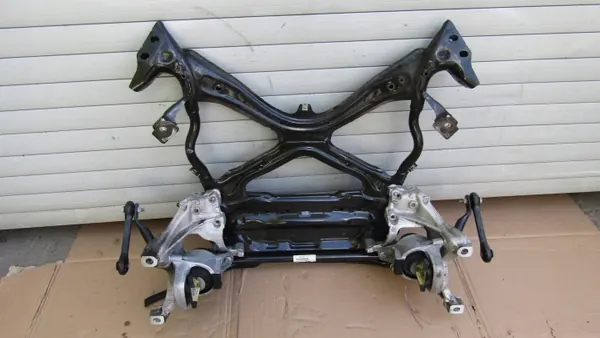 Soporte Motor AUDI A4 B9 8W 2.0 TDI Completo image 2