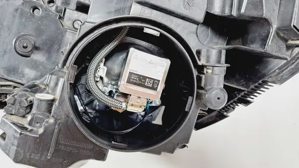 Rechter Bi Xenon Lamp MERCEDES B-Klasse W246 A2468200239 image 7