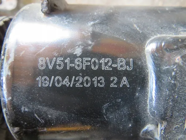 Soporte de montaje 8V516F012BJ image 2