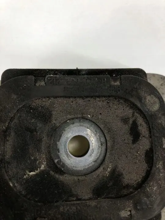 Versnellingsbaksteun OEM 8200292828 Renault Espace IV image 4