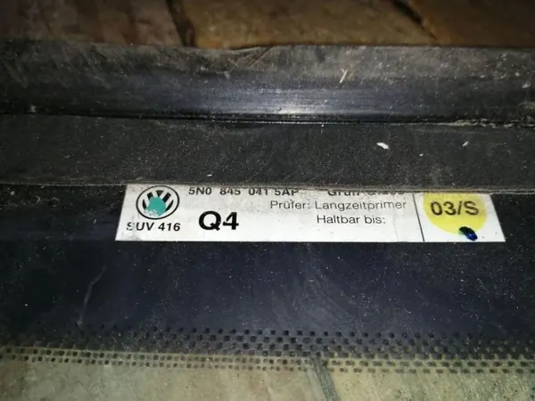 VW TIGUAN vänster bakruta OEM 5N08450415AP image 3