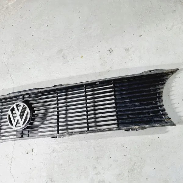 Grill VW Golf MK1 Cabrio 1980 image 3
