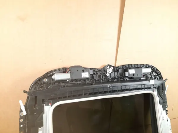 Honda HR-V taklucka OEM 7712041 - Begagnad image 10